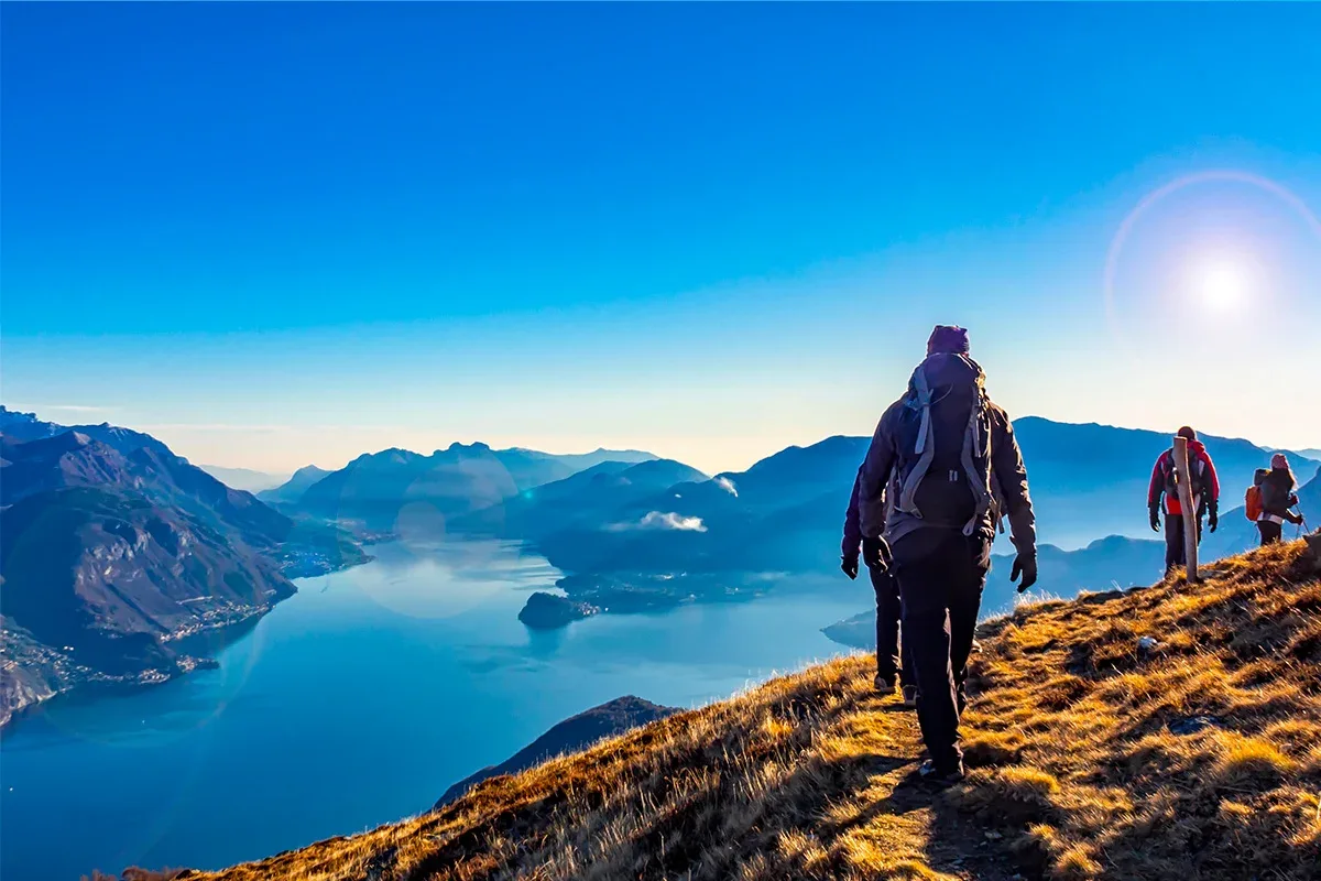 lake como hike