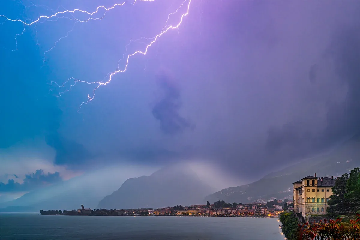 lake como rain main